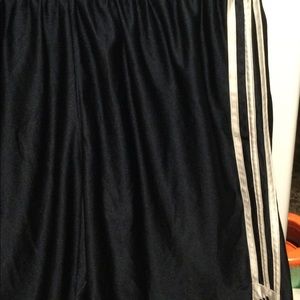 Men’s short size L